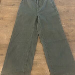 Women’s Green Wide-Leg Pants